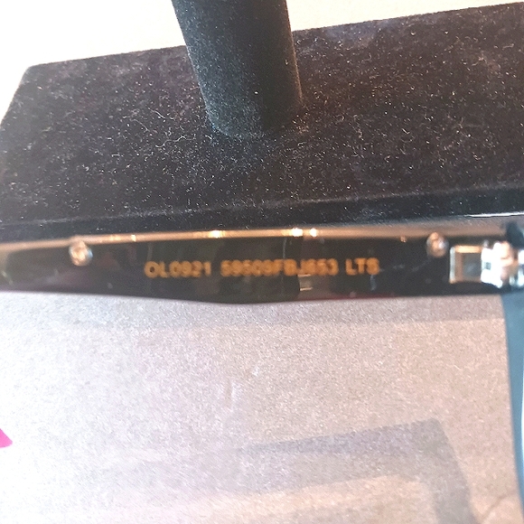 NWT Betsey Johnson Cat Eye Unique Pink Floral/Black Striped Sunglasses - Picture 9 of 13